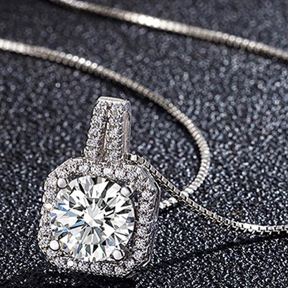 18k White Gold stamped 925 Necklace moissanite pendant! GRA Certificate Included - Picture 9 of 9